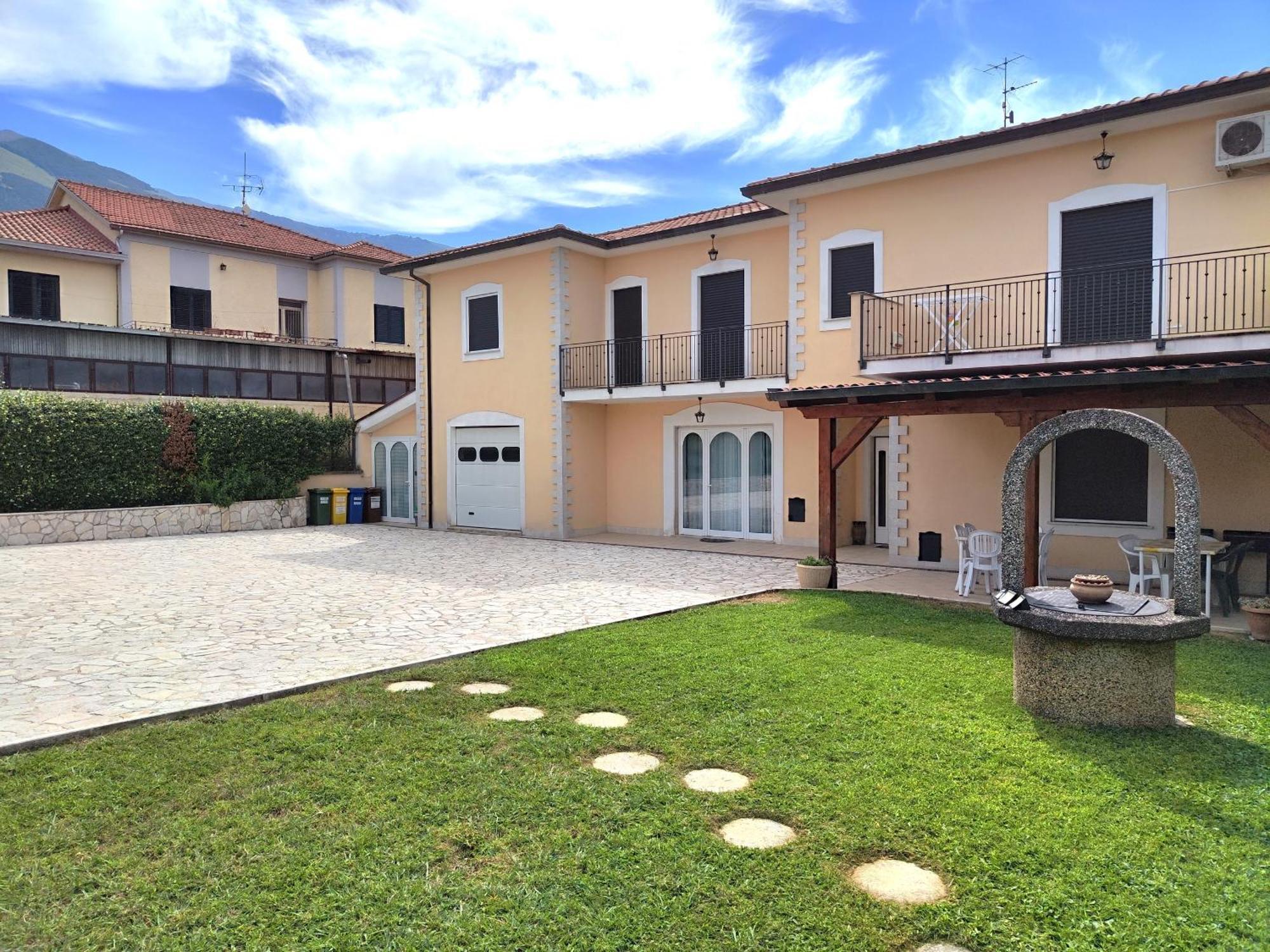 Casa Vacanze Valcomino Gallinaro Exterior foto